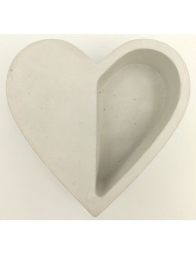 Gipsz-cement kaspó, szív