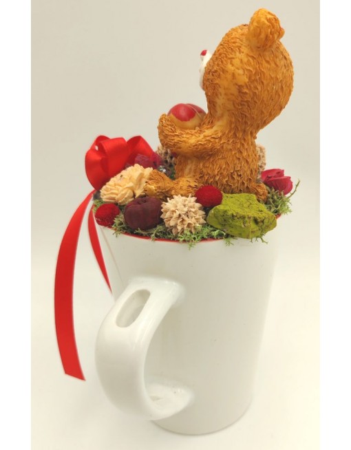 Maci fehér bögrén 2