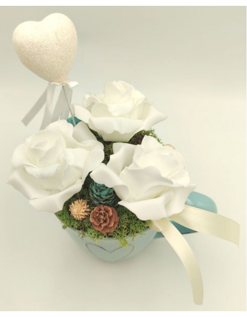 Világoskék díszített bögre