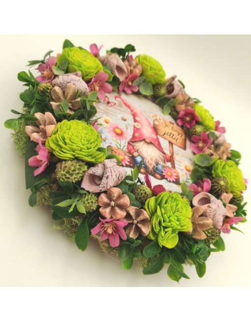 Kopogtató manós táblával