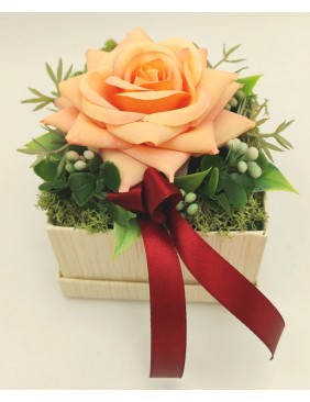 Kis doboz barack rózsával 3